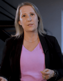 Photo de Céline, pharmacienne grossiste répartiteur